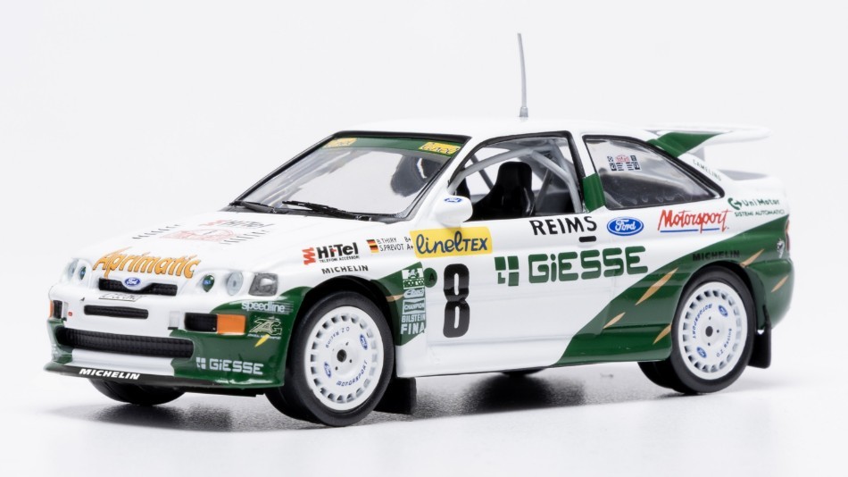 s-l960 Escort 8